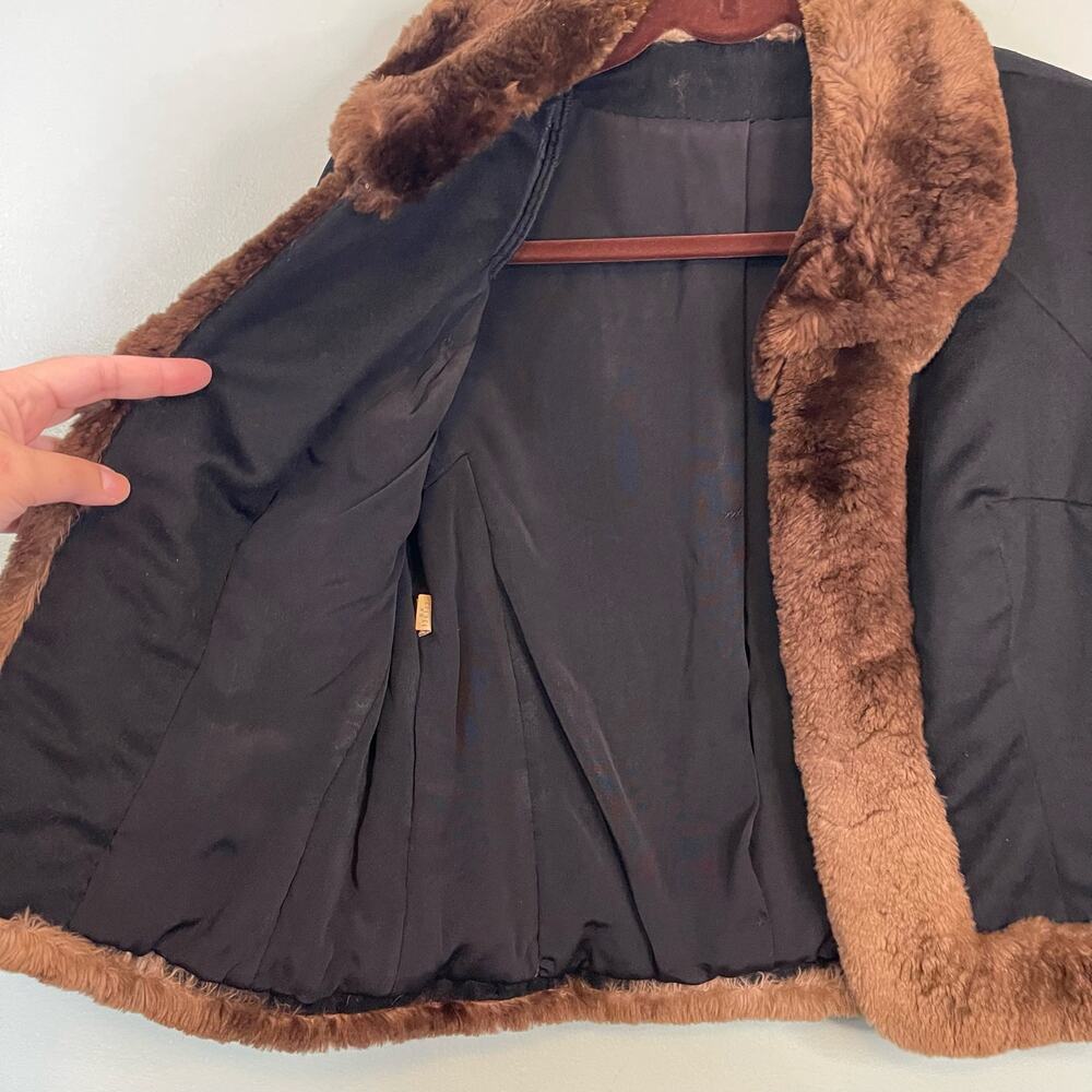 Vintage Int'l Ladies Garment Workers Union Black Fur Lined Open Jacket Size M/L - Picture 3 of 10